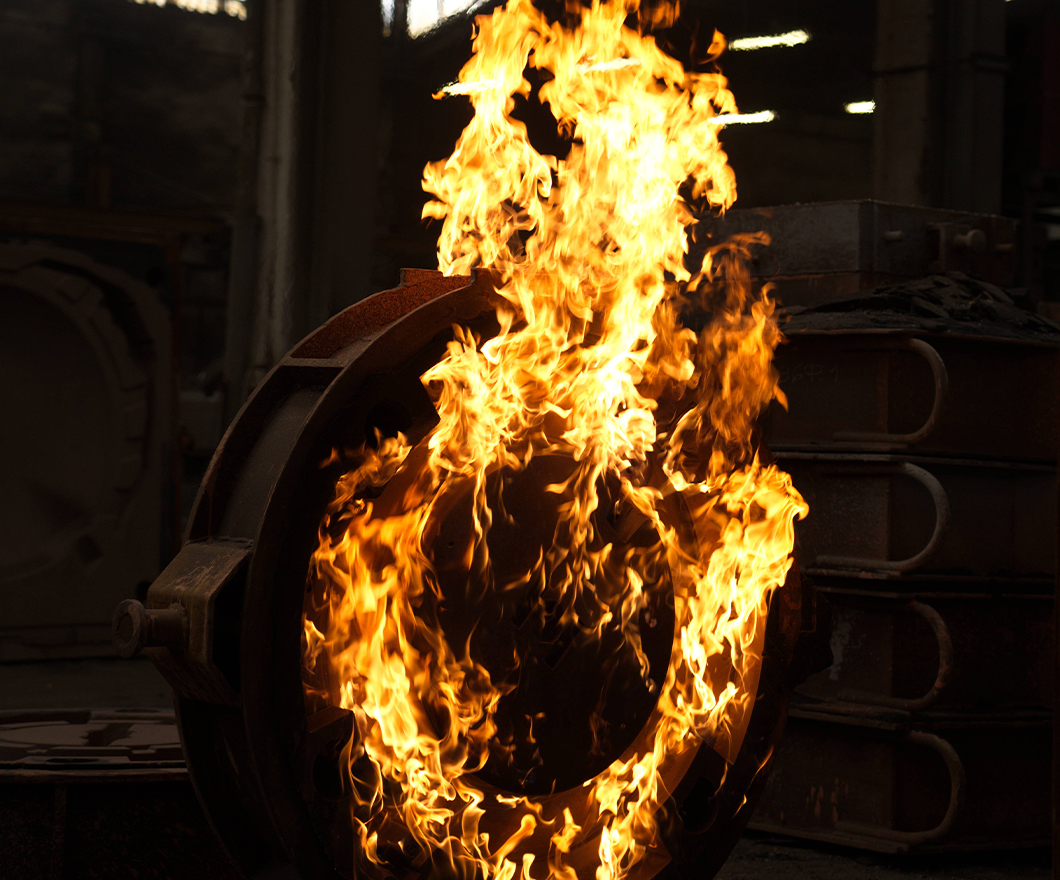 21ABRA7M3_4665913_low